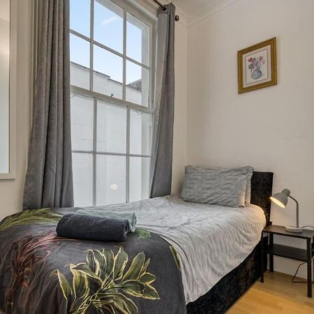 Cosy 2Br Retreat Near Paddington Station Apartment London Bagian luar foto