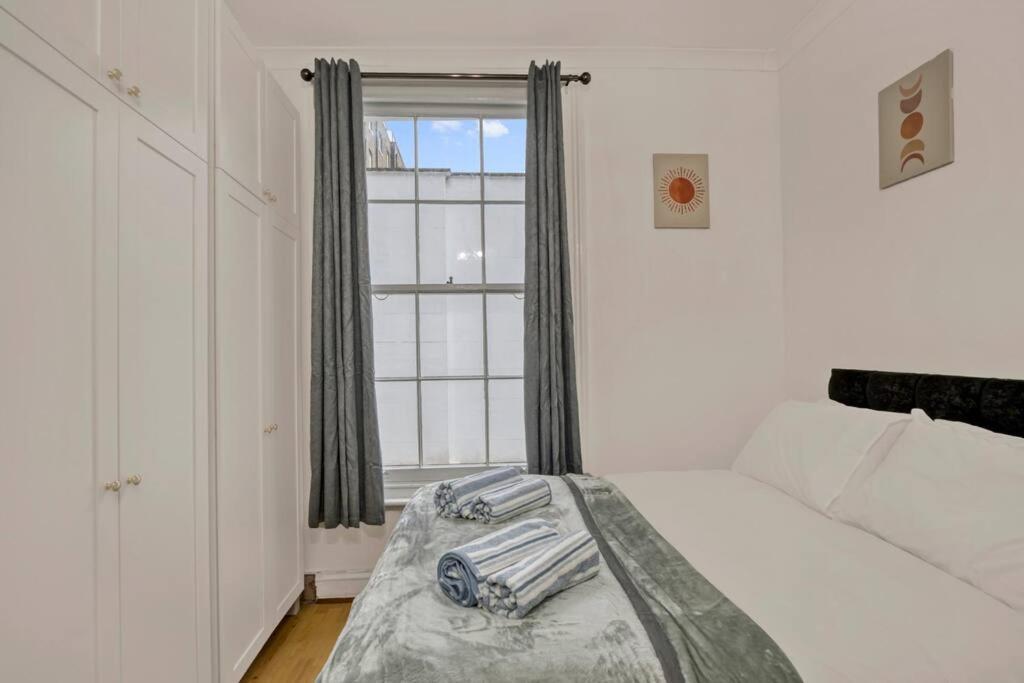 Cosy 2Br Retreat Near Paddington Station Apartment London Bagian luar foto