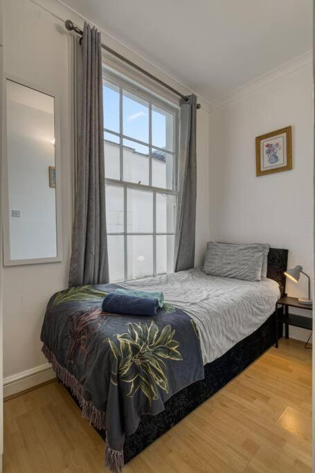 Cosy 2Br Retreat Near Paddington Station Apartment London Bagian luar foto